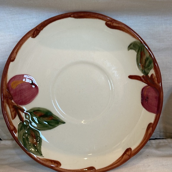 2 Franciscan Apple Coffee Cups & Saucers - Picture 4 of 5